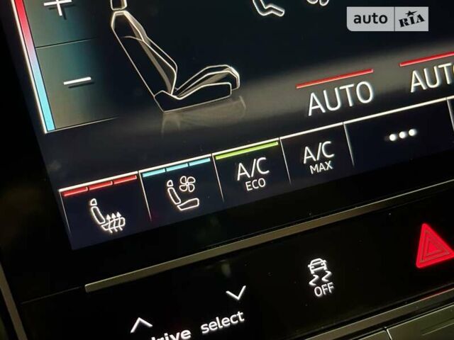 Ауді RS Q8, об'ємом двигуна 4 л та пробігом 75 тис. км за 102900 $, фото 82 на Automoto.ua