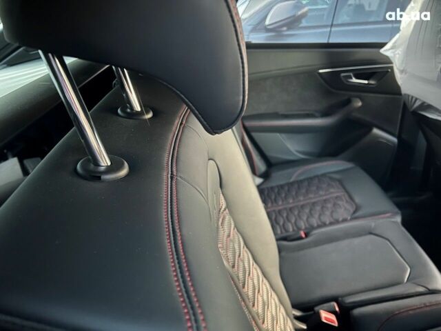 Ауди RS Q8, объемом двигателя 4 л и пробегом 47 тыс. км за 128460 $, фото 14 на Automoto.ua