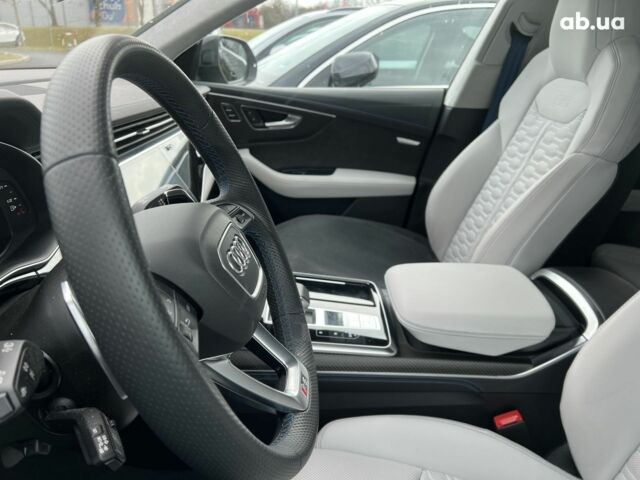 Ауді RS Q8, об'ємом двигуна 4 л та пробігом 5 тис. км за 159651 $, фото 3 на Automoto.ua