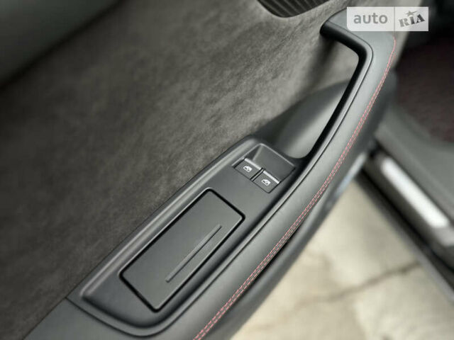 Ауді RS Q8, об'ємом двигуна 4 л та пробігом 9 тис. км за 139999 $, фото 61 на Automoto.ua