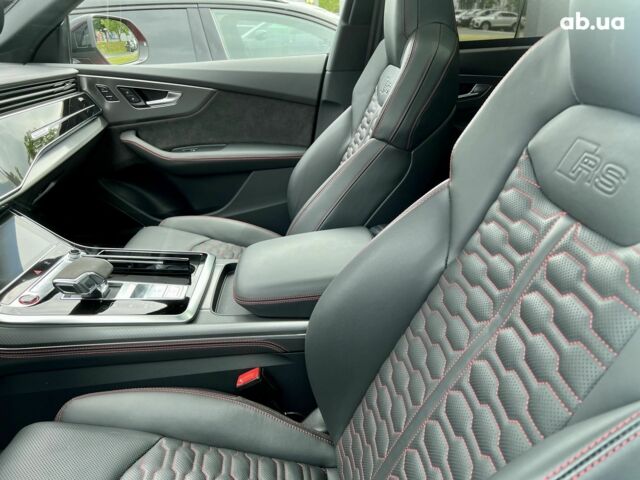 Ауди RS Q8, объемом двигателя 4 л и пробегом 25 тыс. км за 146283 $, фото 6 на Automoto.ua