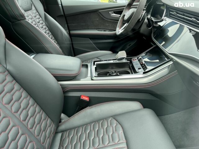 Ауди RS Q8, объемом двигателя 4 л и пробегом 25 тыс. км за 146283 $, фото 12 на Automoto.ua