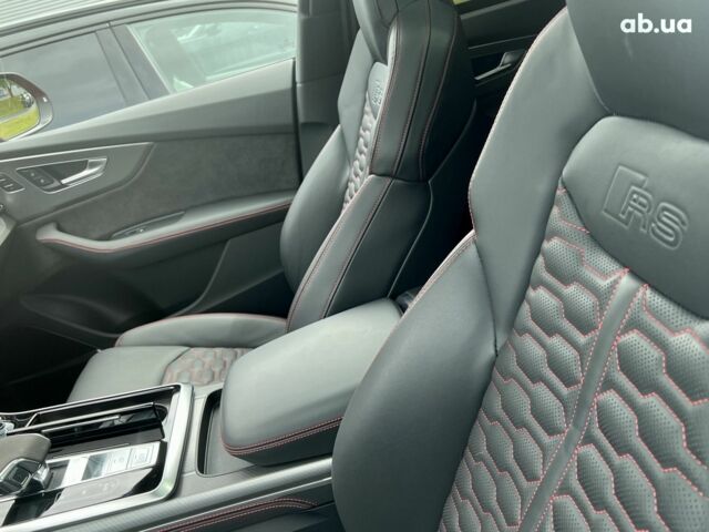 Ауди RS Q8, объемом двигателя 4 л и пробегом 25 тыс. км за 146283 $, фото 5 на Automoto.ua