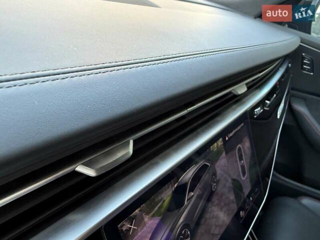Ауді RS Q8, об'ємом двигуна 4 л та пробігом 16 тис. км за 138300 $, фото 43 на Automoto.ua
