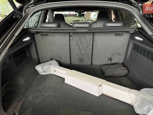 Ауди RS Q8, объемом двигателя 4 л и пробегом 0 тыс. км за 158858 $, фото 16 на Automoto.ua