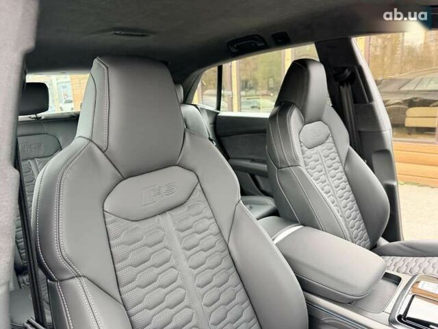 Ауди RS Q8, объемом двигателя 0 л и пробегом 1 тыс. км за 140999 $, фото 18 на Automoto.ua