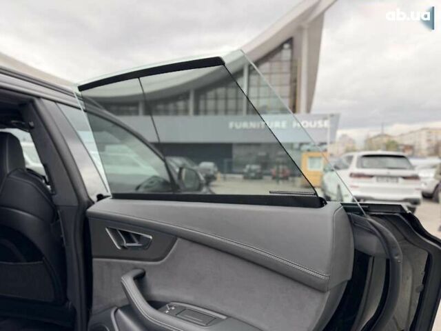 Ауди RS Q8, объемом двигателя 0 л и пробегом 1 тыс. км за 140999 $, фото 28 на Automoto.ua