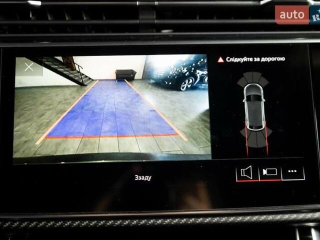 Сірий Ауді RS Q8, об'ємом двигуна 4 л та пробігом 94 тис. км за 88900 $, фото 34 на Automoto.ua