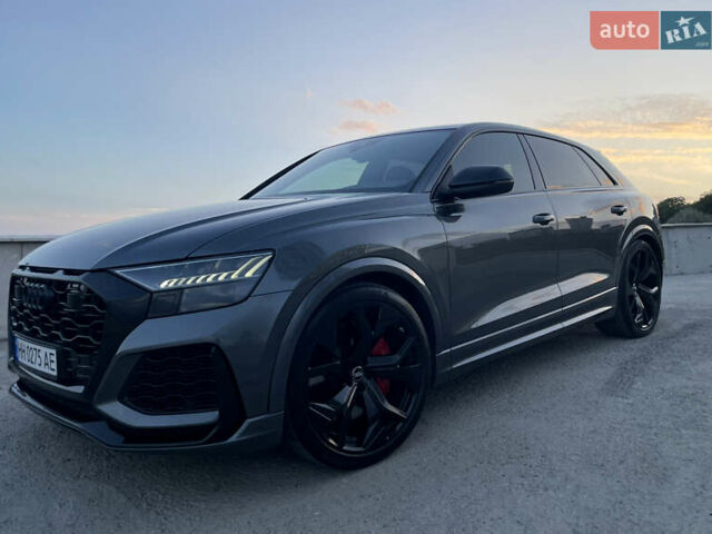 Серый Ауди RS Q8, объемом двигателя 4 л и пробегом 94 тыс. км за 84900 $, фото 59 на Automoto.ua