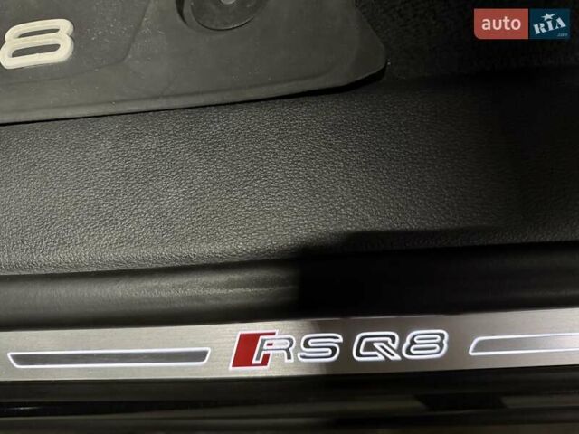 Серый Ауди RS Q8, объемом двигателя 4 л и пробегом 67 тыс. км за 91500 $, фото 36 на Automoto.ua