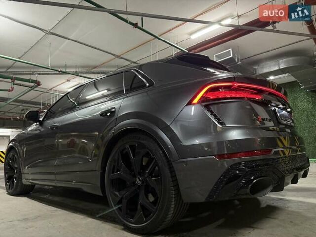 Серый Ауди RS Q8, объемом двигателя 4 л и пробегом 67 тыс. км за 91500 $, фото 9 на Automoto.ua