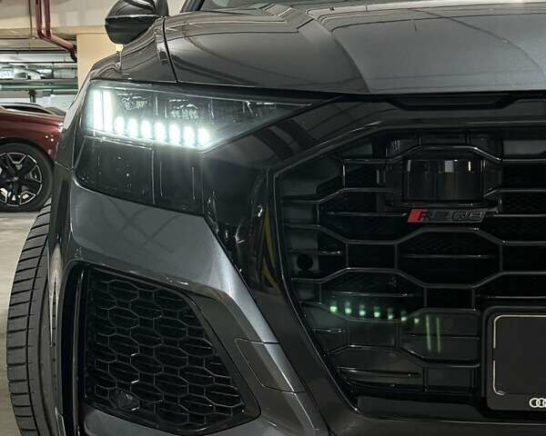 Серый Ауди RS Q8, объемом двигателя 4 л и пробегом 67 тыс. км за 91500 $, фото 21 на Automoto.ua