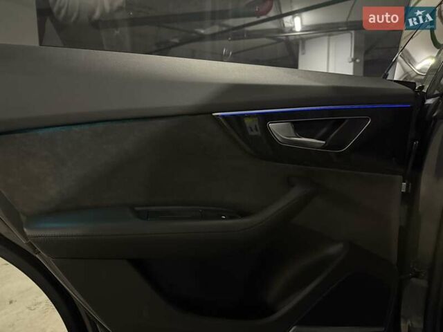 Серый Ауди RS Q8, объемом двигателя 4 л и пробегом 67 тыс. км за 91500 $, фото 72 на Automoto.ua