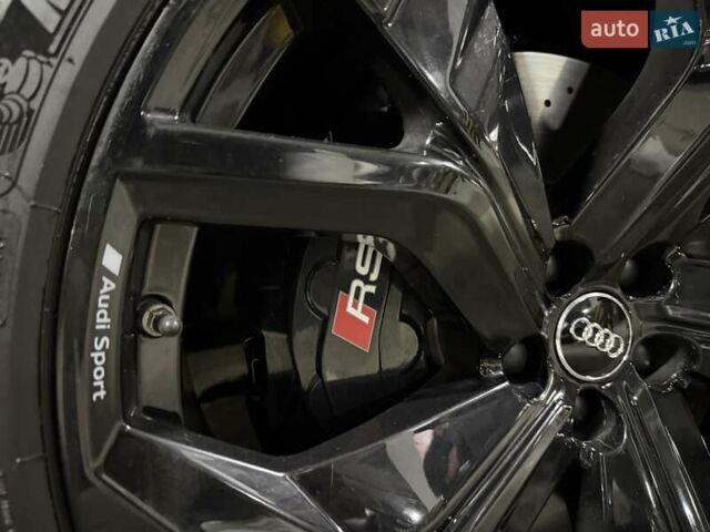 Серый Ауди RS Q8, объемом двигателя 4 л и пробегом 67 тыс. км за 91500 $, фото 19 на Automoto.ua