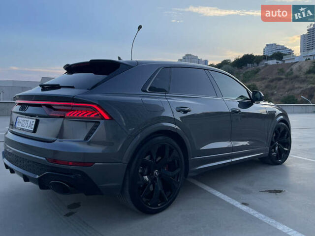 Серый Ауди RS Q8, объемом двигателя 4 л и пробегом 94 тыс. км за 84900 $, фото 7 на Automoto.ua