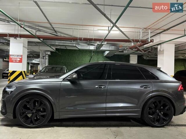 Серый Ауди RS Q8, объемом двигателя 4 л и пробегом 67 тыс. км за 91500 $, фото 7 на Automoto.ua