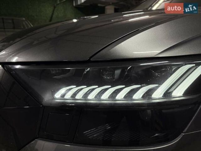 Серый Ауди RS Q8, объемом двигателя 4 л и пробегом 67 тыс. км за 91500 $, фото 22 на Automoto.ua