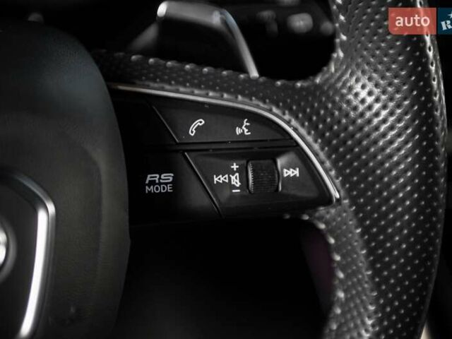 Сірий Ауді RS Q8, об'ємом двигуна 4 л та пробігом 94 тис. км за 88900 $, фото 84 на Automoto.ua