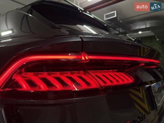 Серый Ауди RS Q8, объемом двигателя 4 л и пробегом 67 тыс. км за 91500 $, фото 29 на Automoto.ua