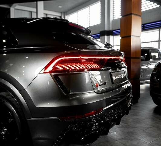 Сірий Ауді RS Q8, об'ємом двигуна 4 л та пробігом 94 тис. км за 88900 $, фото 15 на Automoto.ua