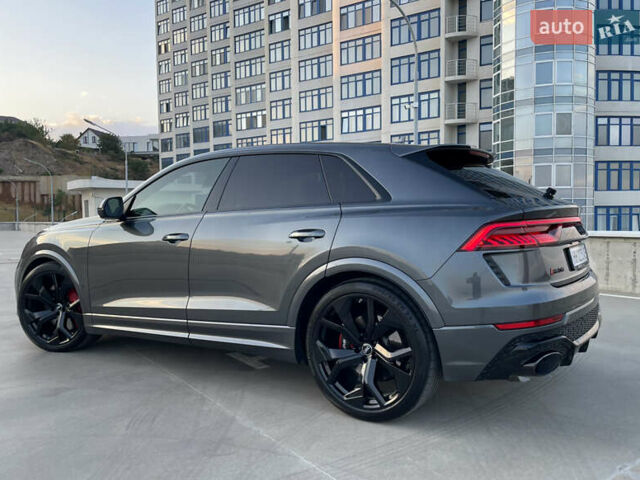 Ауді RS Q8 2020 у Одесі на Automoto.ua Сірий Ауді RS Q8, об'ємом двигуна 4 л та пробігом 94 тис. км за 83900 $, фото 14 на Automoto.ua