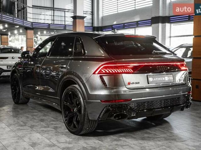 Сірий Ауді RS Q8, об'ємом двигуна 4 л та пробігом 94 тис. км за 88900 $, фото 2 на Automoto.ua