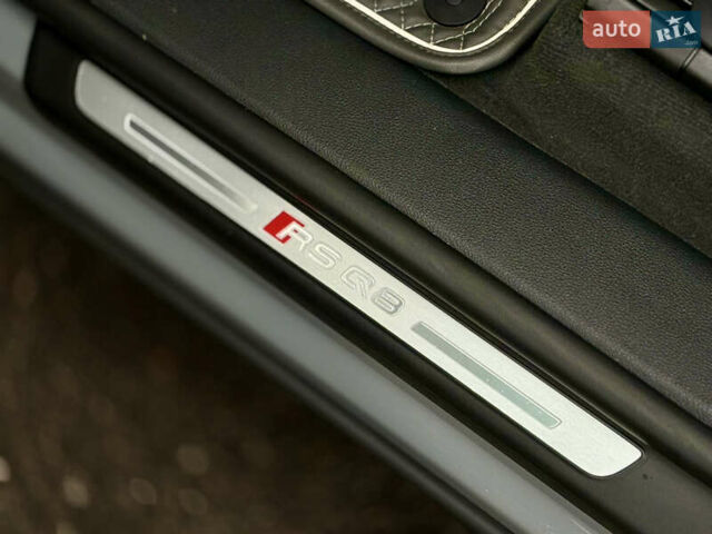 Серый Ауди RS Q8, объемом двигателя 4 л и пробегом 5 тыс. км за 135000 $, фото 18 на Automoto.ua