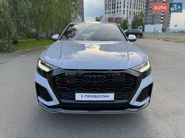 Серый Ауди RS Q8, объемом двигателя 4 л и пробегом 43 тыс. км за 104500 $, фото 1 на Automoto.ua