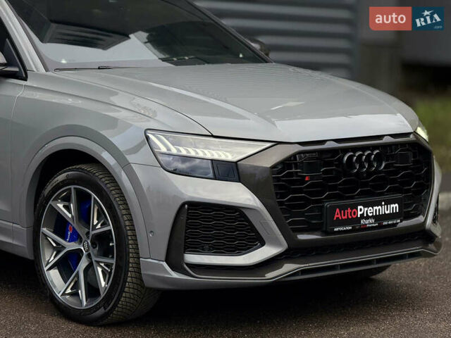 Серый Ауди RS Q8, объемом двигателя 4 л и пробегом 5 тыс. км за 135000 $, фото 10 на Automoto.ua