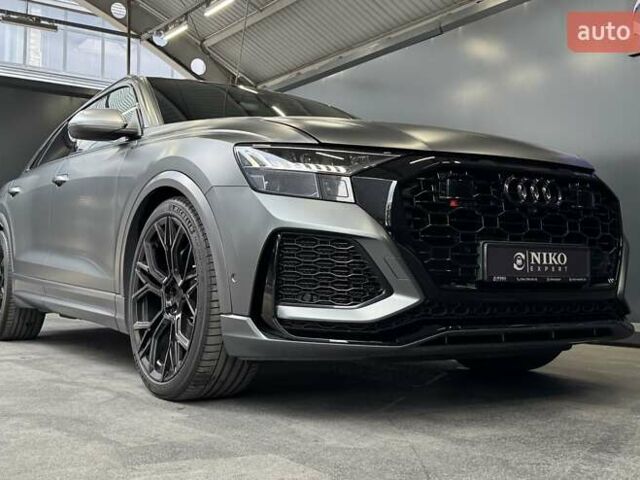 Сірий Ауді RS Q8, об'ємом двигуна 4 л та пробігом 70 тис. км за 95000 $, фото 28 на Automoto.ua