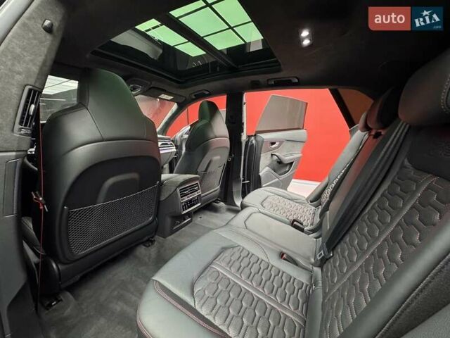 Серый Ауди RS Q8, объемом двигателя 4 л и пробегом 45 тыс. км за 114900 $, фото 52 на Automoto.ua