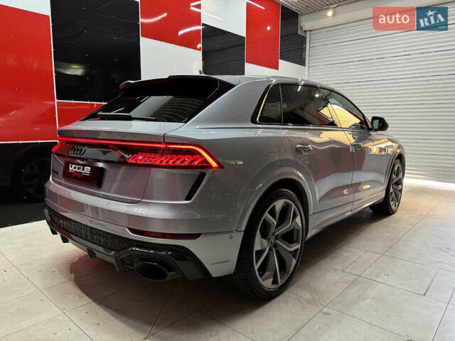 Серый Ауди RS Q8, объемом двигателя 4 л и пробегом 95 тыс. км за 88000 $, фото 9 на Automoto.ua