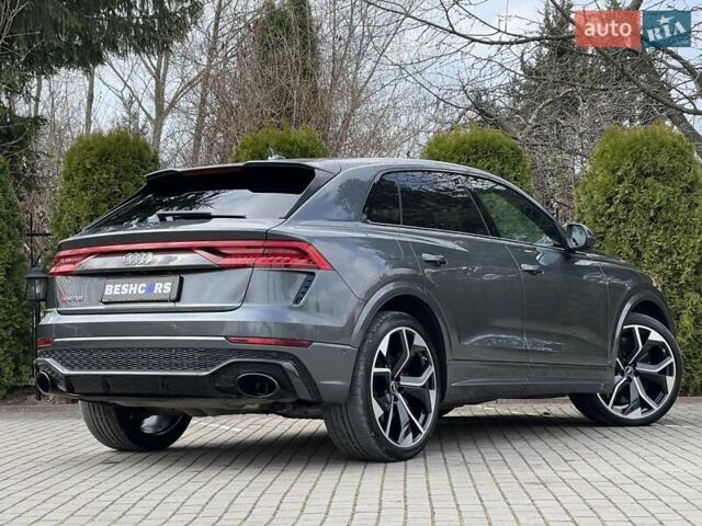 Серый Ауди RS Q8, объемом двигателя 4 л и пробегом 86 тыс. км за 89999 $, фото 4 на Automoto.ua