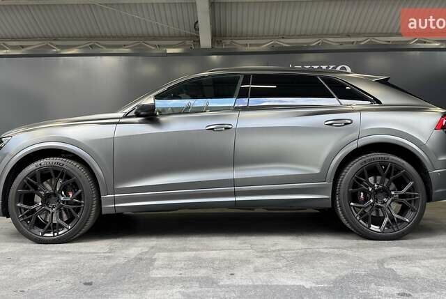 Сірий Ауді RS Q8, об'ємом двигуна 4 л та пробігом 70 тис. км за 95000 $, фото 7 на Automoto.ua