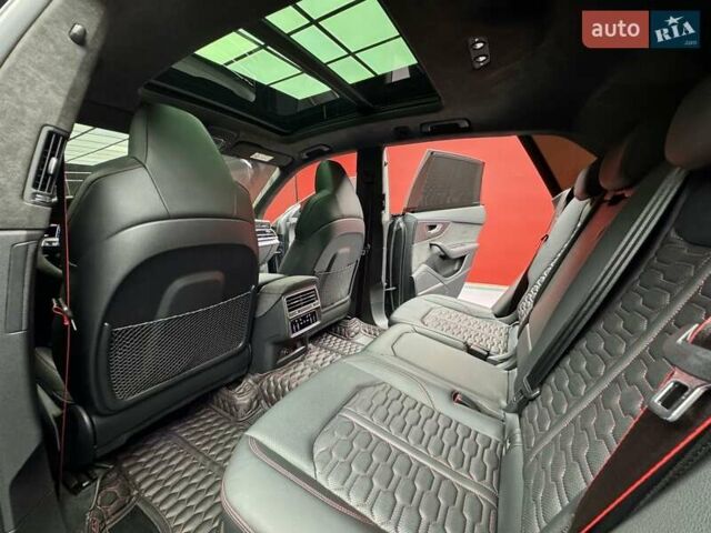 Серый Ауди RS Q8, объемом двигателя 4 л и пробегом 33 тыс. км за 122900 $, фото 52 на Automoto.ua