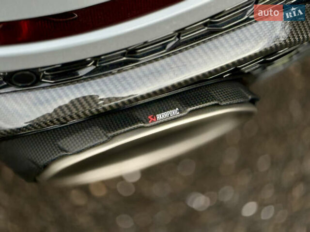 Серый Ауди RS Q8, объемом двигателя 4 л и пробегом 5 тыс. км за 135000 $, фото 15 на Automoto.ua