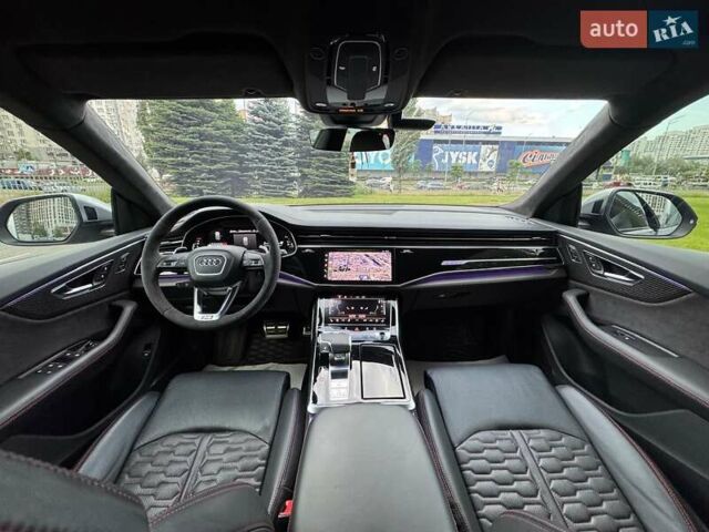 Серый Ауди RS Q8, объемом двигателя 4 л и пробегом 43 тыс. км за 104500 $, фото 81 на Automoto.ua