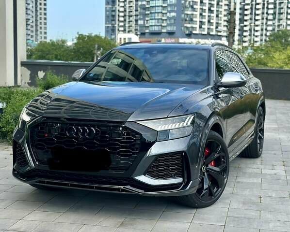 Сірий Ауді RS Q8, об'ємом двигуна 4 л та пробігом 27 тис. км за 121700 $, фото 2 на Automoto.ua