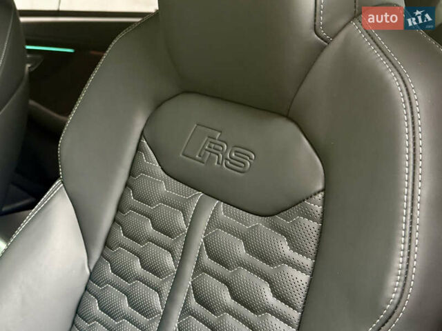 Серый Ауди RS Q8, объемом двигателя 4 л и пробегом 5 тыс. км за 135000 $, фото 20 на Automoto.ua