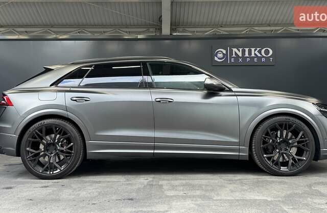 Сірий Ауді RS Q8, об'ємом двигуна 4 л та пробігом 70 тис. км за 95000 $, фото 22 на Automoto.ua