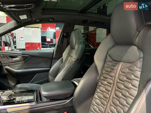 Серый Ауди RS Q8, объемом двигателя 4 л и пробегом 95 тыс. км за 88000 $, фото 18 на Automoto.ua