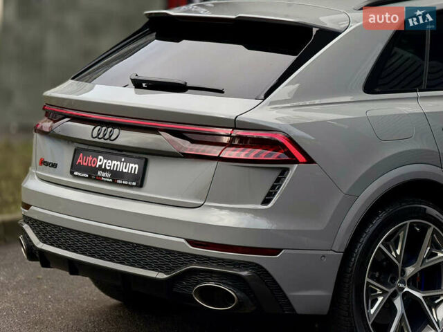Серый Ауди RS Q8, объемом двигателя 4 л и пробегом 5 тыс. км за 135000 $, фото 9 на Automoto.ua