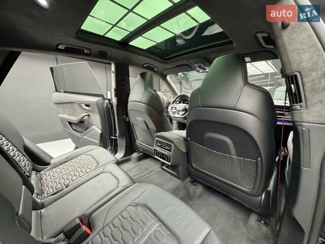 Серый Ауди RS Q8, объемом двигателя 4 л и пробегом 45 тыс. км за 114900 $, фото 59 на Automoto.ua