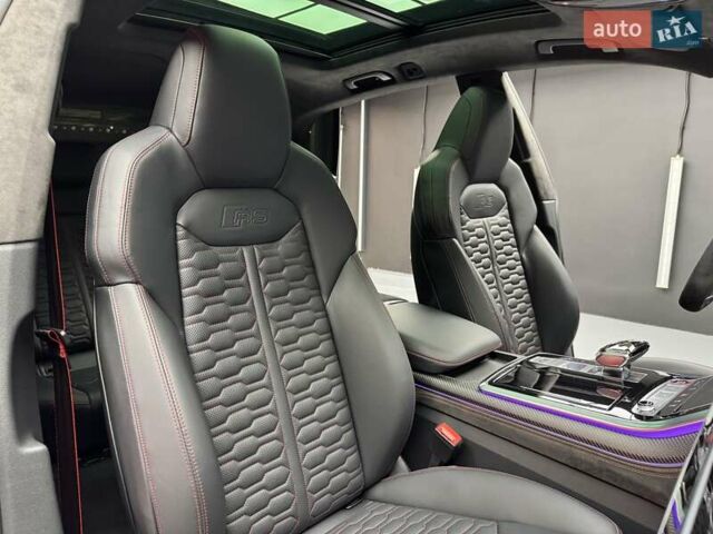 Серый Ауди RS Q8, объемом двигателя 4 л и пробегом 45 тыс. км за 114900 $, фото 65 на Automoto.ua