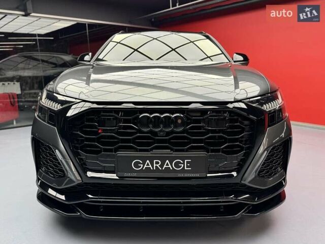 Серый Ауди RS Q8, объемом двигателя 4 л и пробегом 45 тыс. км за 114900 $, фото 2 на Automoto.ua