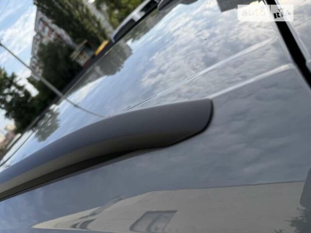 Сірий Ауді RS Q8, об'ємом двигуна 4 л та пробігом 49 тис. км за 119222 $, фото 70 на Automoto.ua