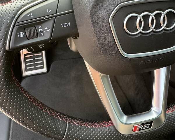 Серый Ауди RS Q8, объемом двигателя 4 л и пробегом 72 тыс. км за 99700 $, фото 45 на Automoto.ua