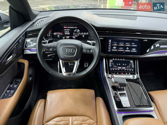 Серый Ауди RS Q8, объемом двигателя 4 л и пробегом 63 тыс. км за 92000 $, фото 13 на Automoto.ua