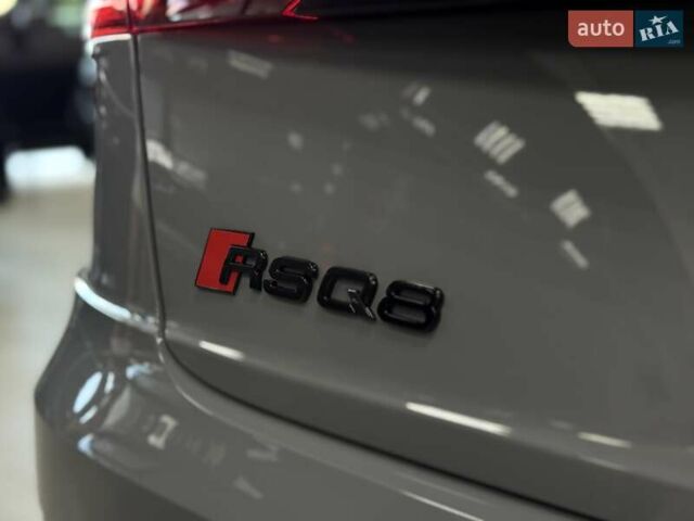 Сірий Ауді RS Q8, об'ємом двигуна 4 л та пробігом 1 тис. км за 139500 $, фото 22 на Automoto.ua