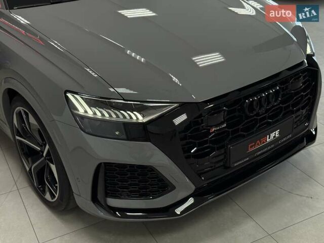 Сірий Ауді RS Q8, об'ємом двигуна 4 л та пробігом 1 тис. км за 139500 $, фото 14 на Automoto.ua